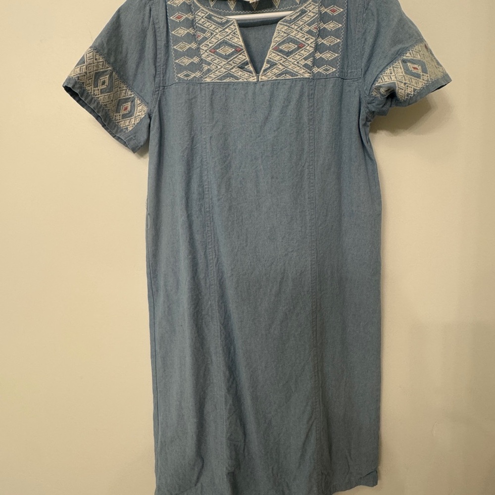 Elegant Blue Embroidered Midi Dress